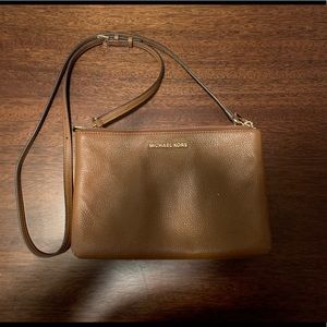 Crossbody Michael Kors bag